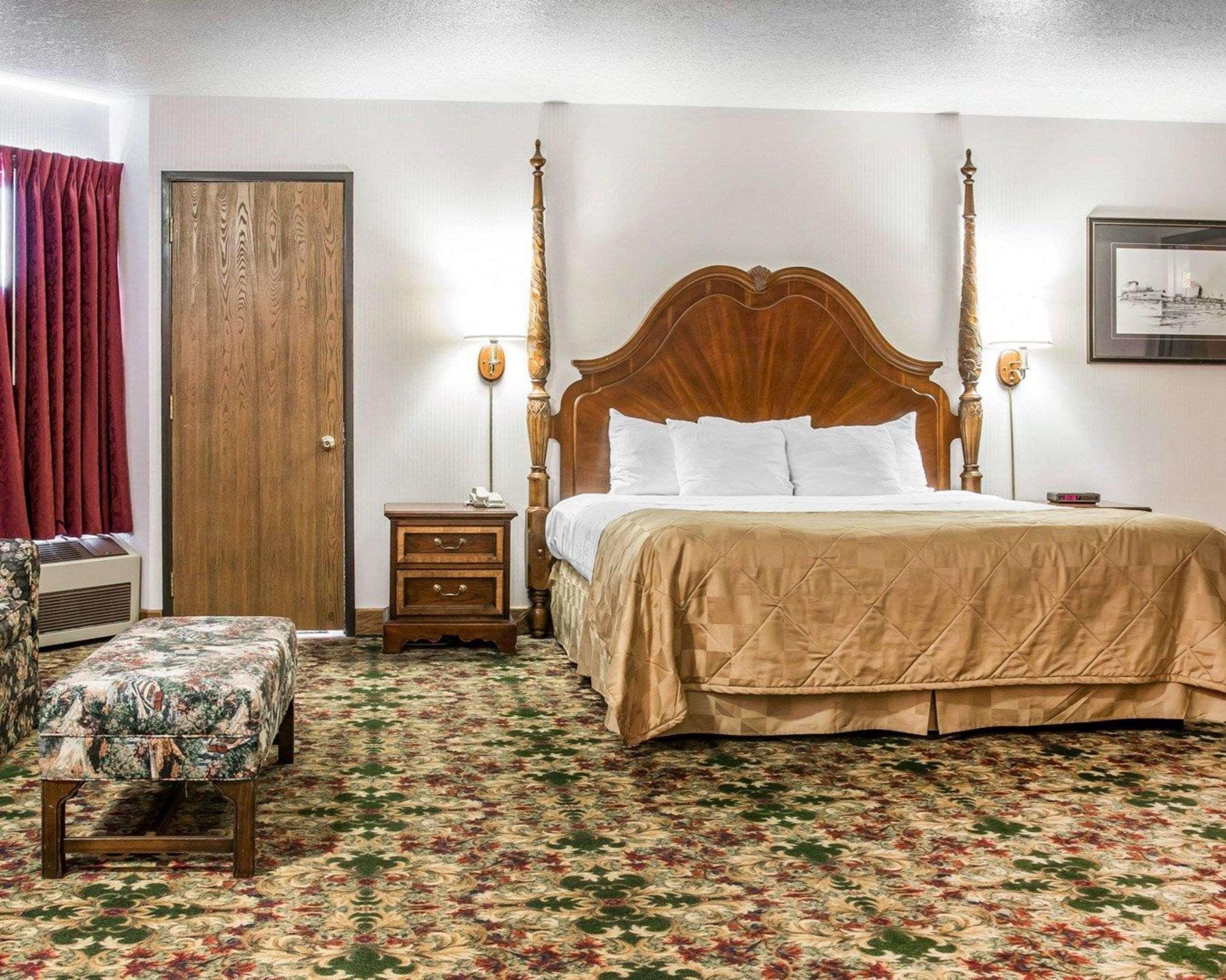 Clarion Hotel Beachfront Mackinaw City Kültér fotó