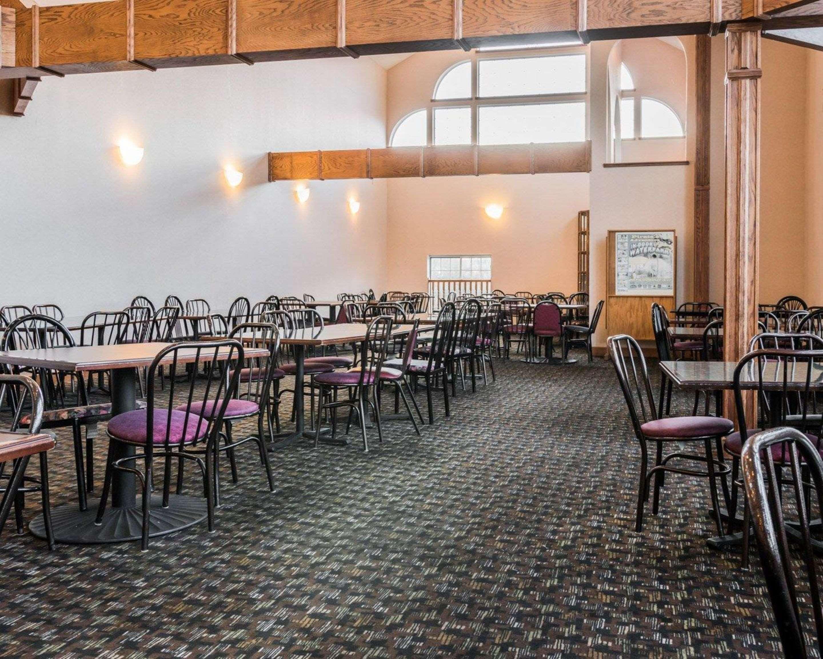 Clarion Hotel Beachfront Mackinaw City Kültér fotó
