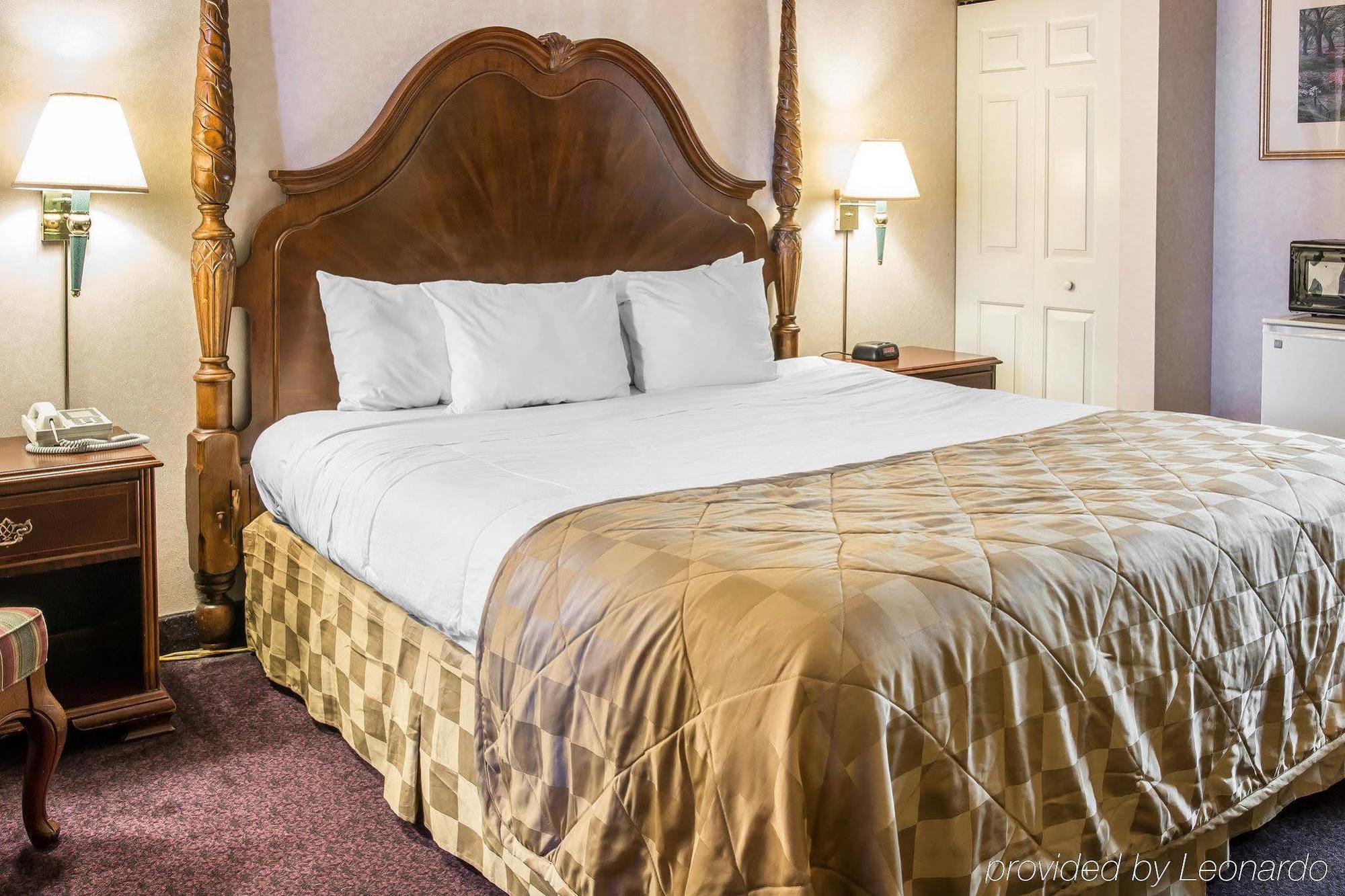 Clarion Hotel Beachfront Mackinaw City Kültér fotó