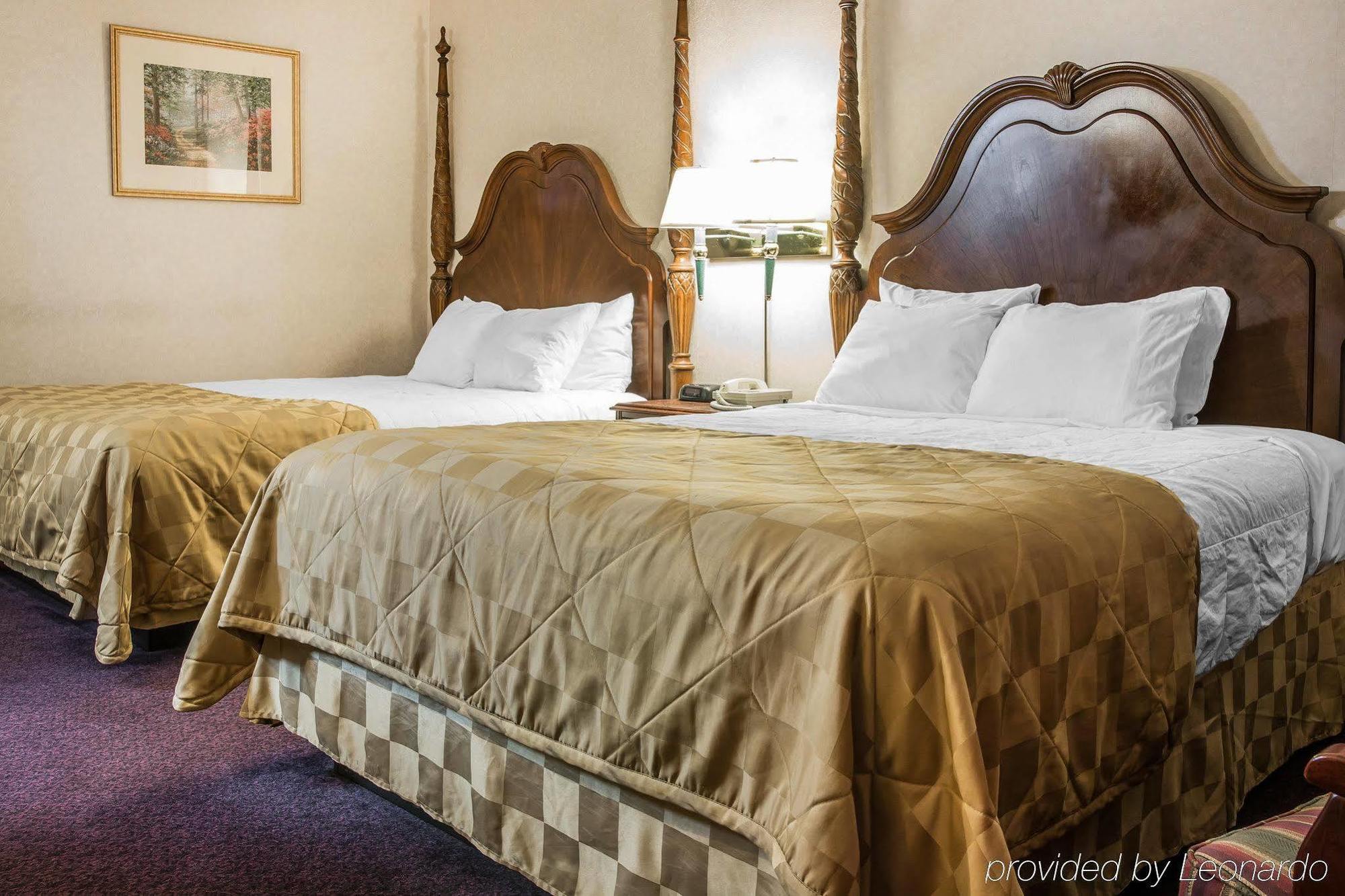 Clarion Hotel Beachfront Mackinaw City Kültér fotó